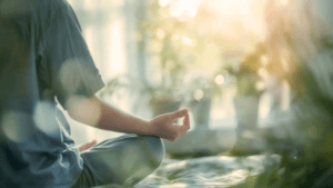 Warum dein Kopf nachts nicht abschaltet – und wie Yoga bei Schlafstörungen wirklich helfen kann